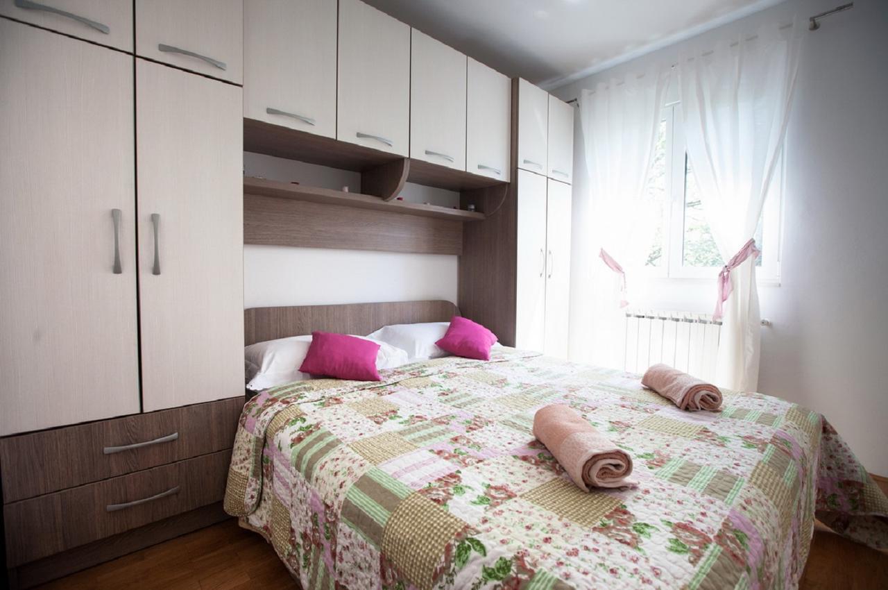 Apartment Green Oasis Split Bagian luar foto