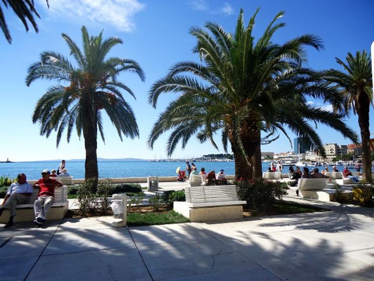 Apartment Green Oasis Split Bagian luar foto